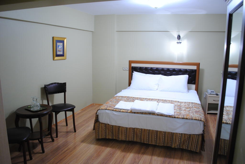 Noahs Ark Hotel Istanboel Kamer foto