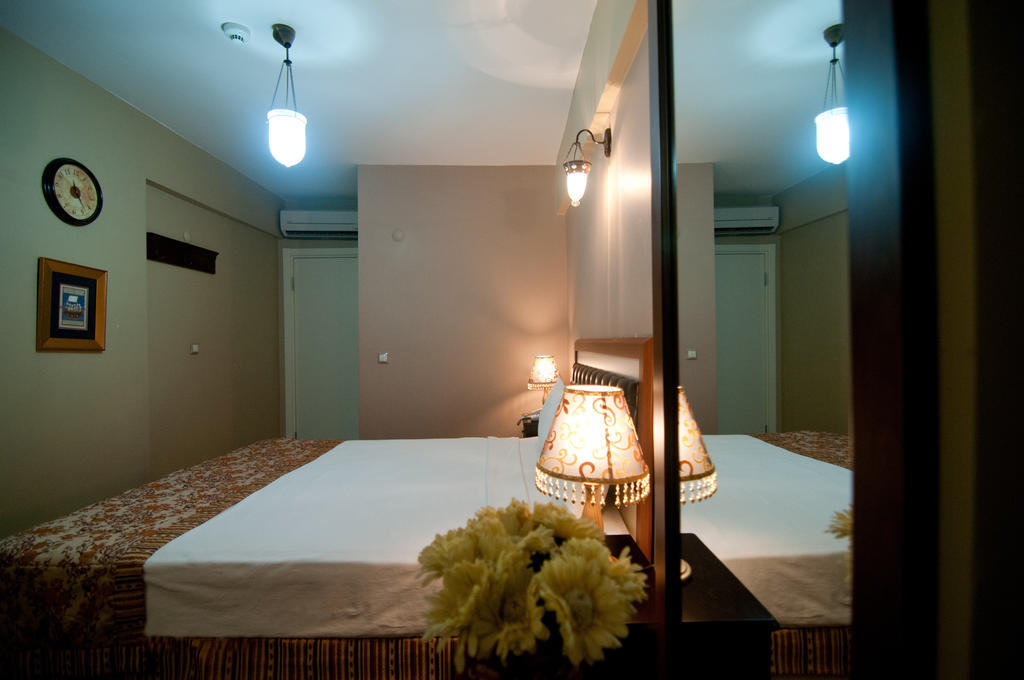 Noahs Ark Hotel Istanboel Kamer foto
