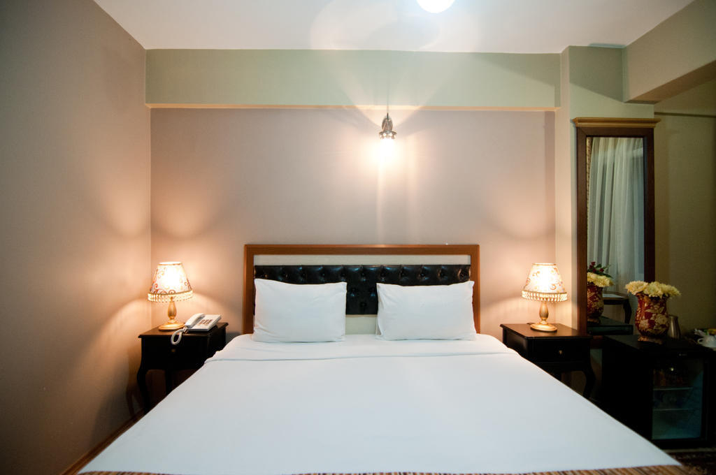 Noahs Ark Hotel Istanboel Kamer foto